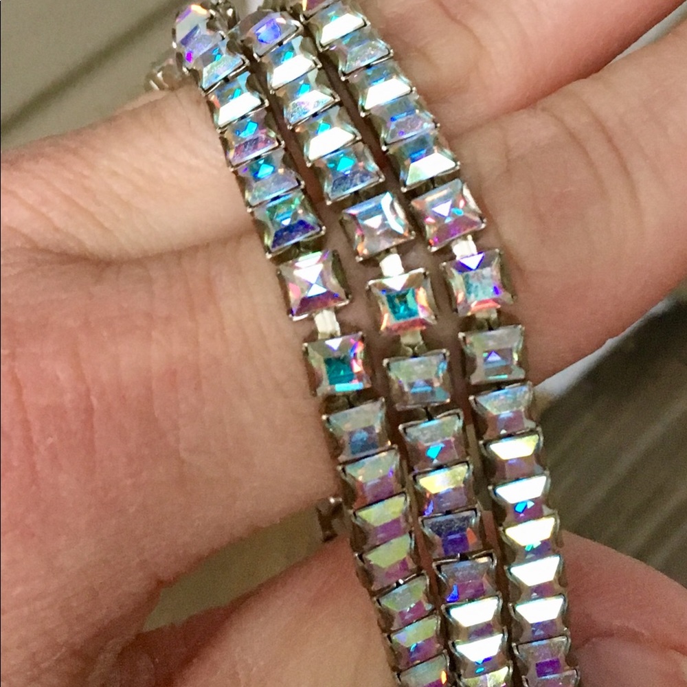 Silver stretch bracelets with Aurora Borealis
